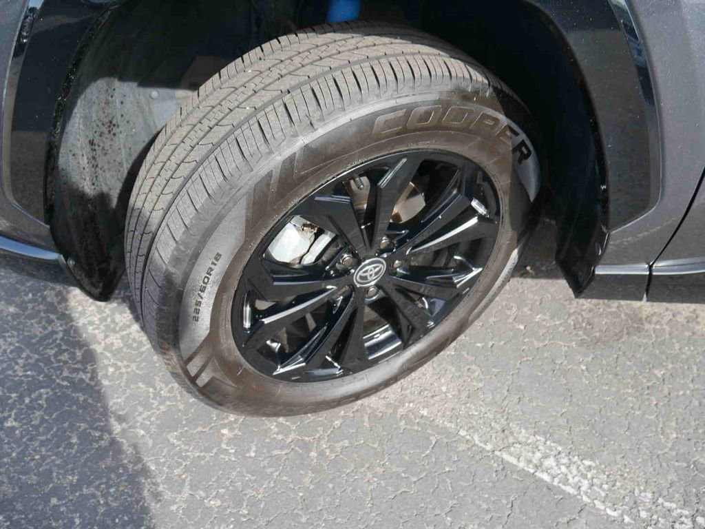 Used 2023 Toyota RAV4 XSE image 11