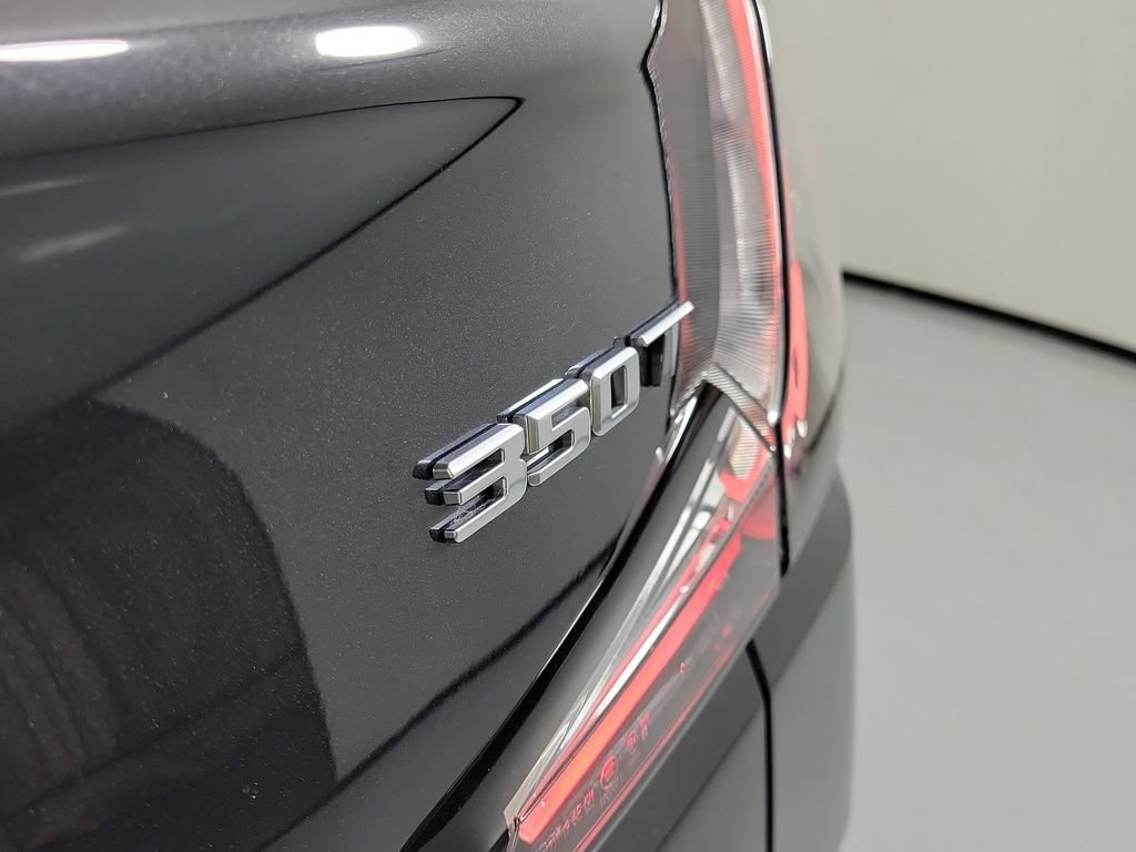 Used 2023 Cadillac XT4 Sport FWD image 6