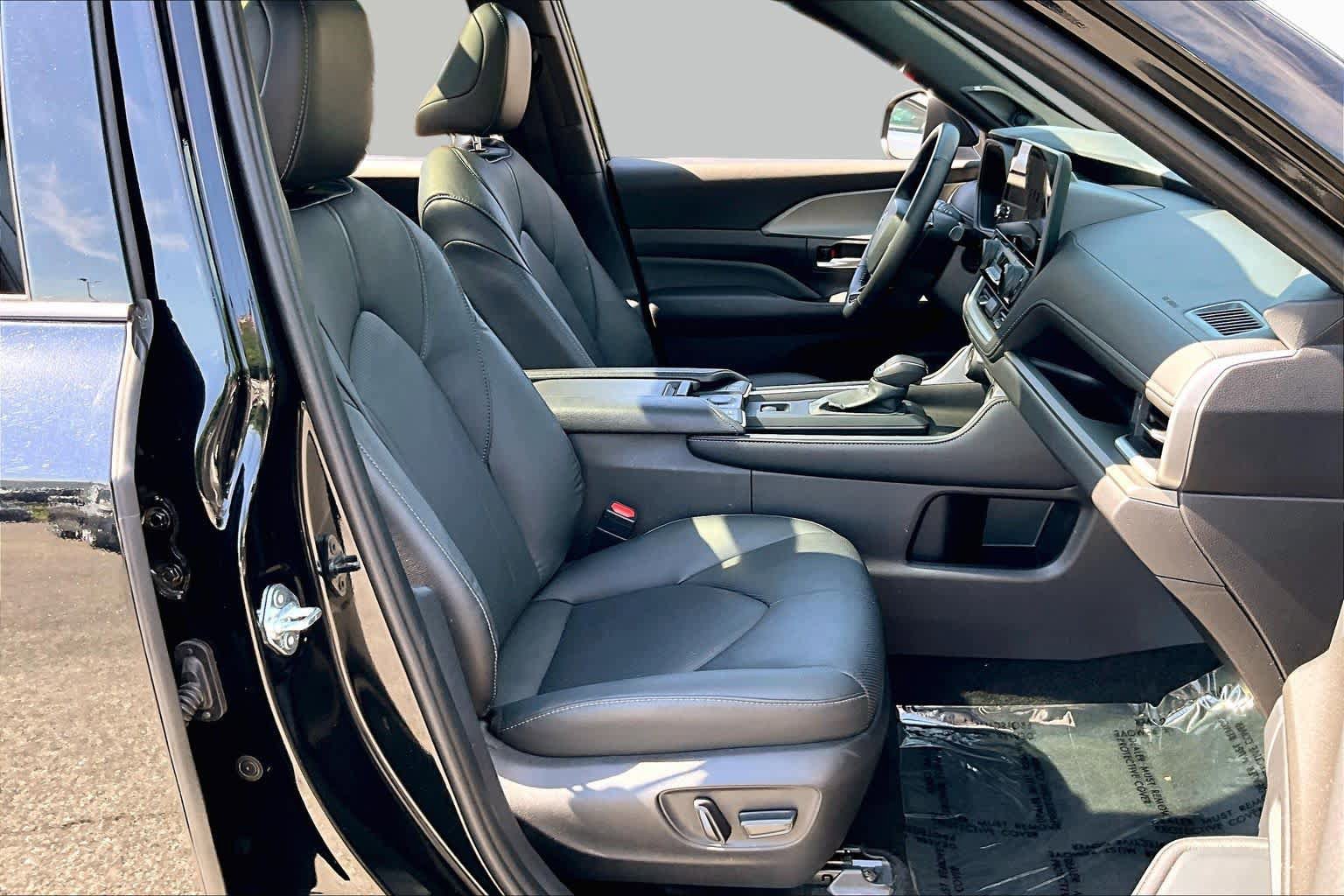 Used 2026 Toyota Grand Highlander AWD Hybrid image 9