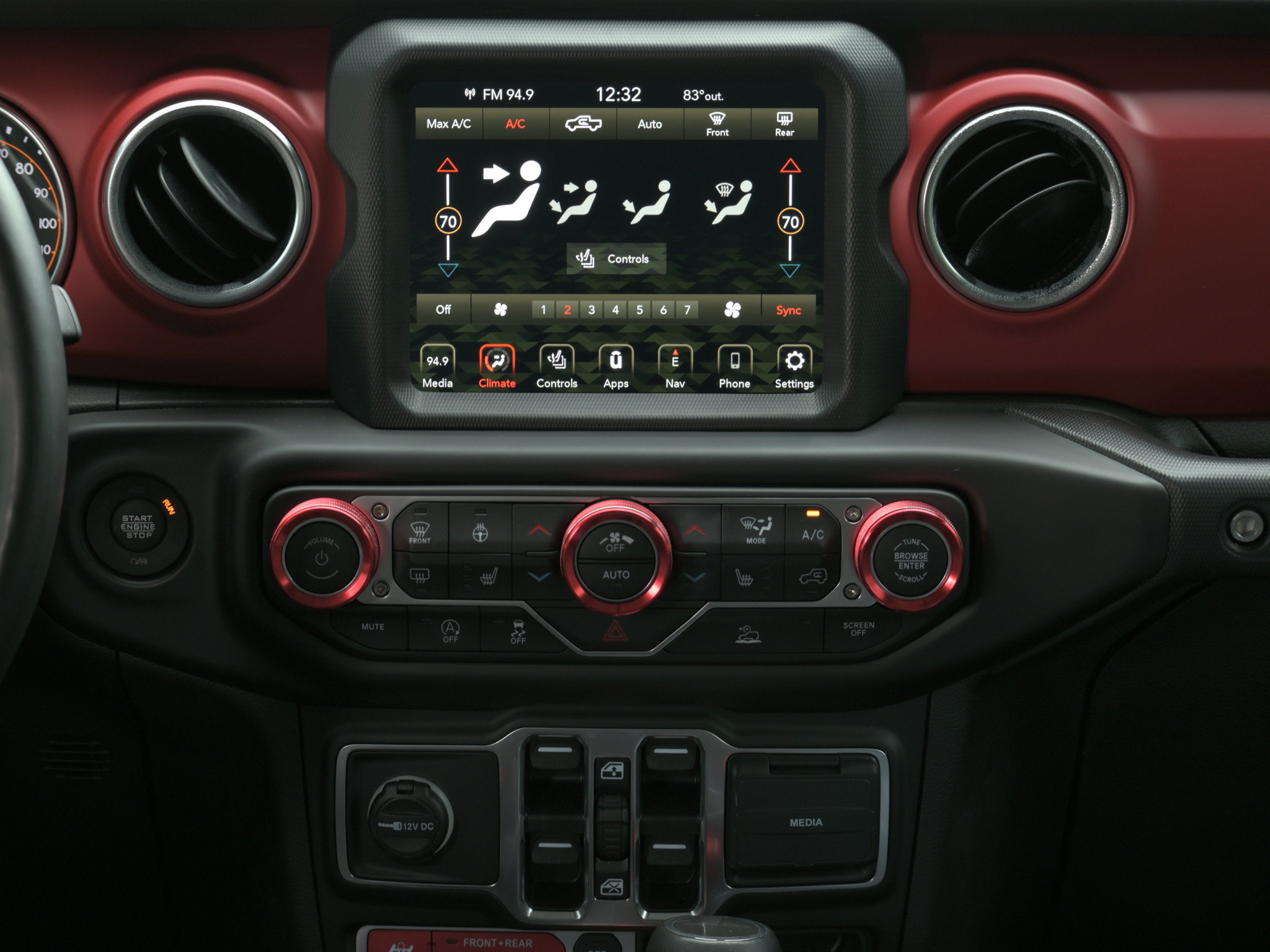 Used 2023 Jeep Gladiator Rubicon w/ Cold Weather Group AWD/4WD image 19