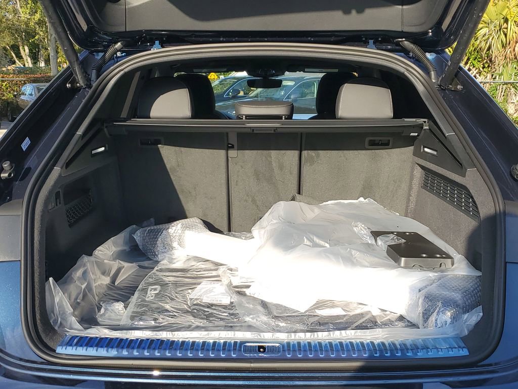 New 2026 Audi Q8 Premium Plus AWD/4WD image 30