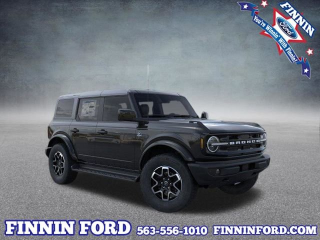 New 2026 Ford Bronco Outer Banks AWD/4WD image 1