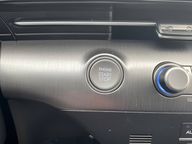 Used 2025 Hyundai Kona SEL AWD/4WD image 19