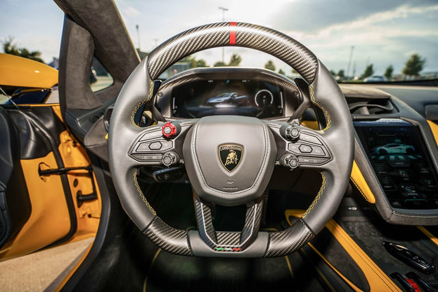 Used 2026 Lamborghini Temerario AWD/4WD image 18