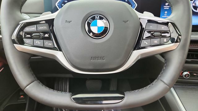 Used 2025 BMW 330i Sedan RWD image 40