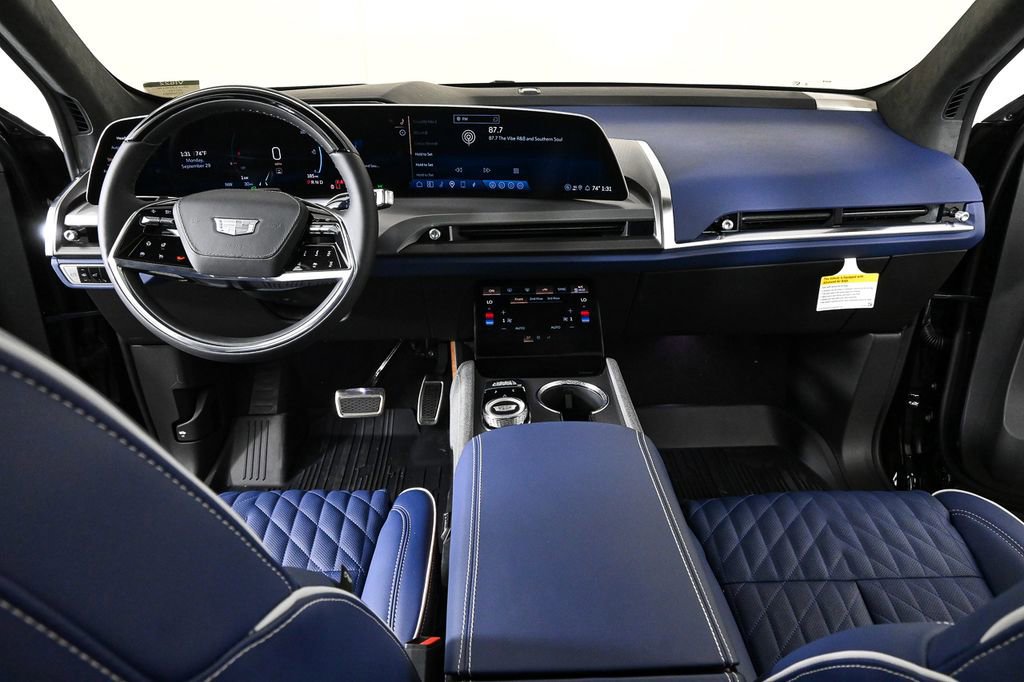 New 2026 Cadillac Vistiq Premium Luxury image 18
