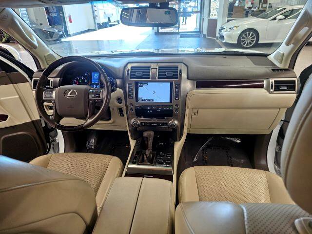 Used 2019 Lexus GX 460 Luxury image 9