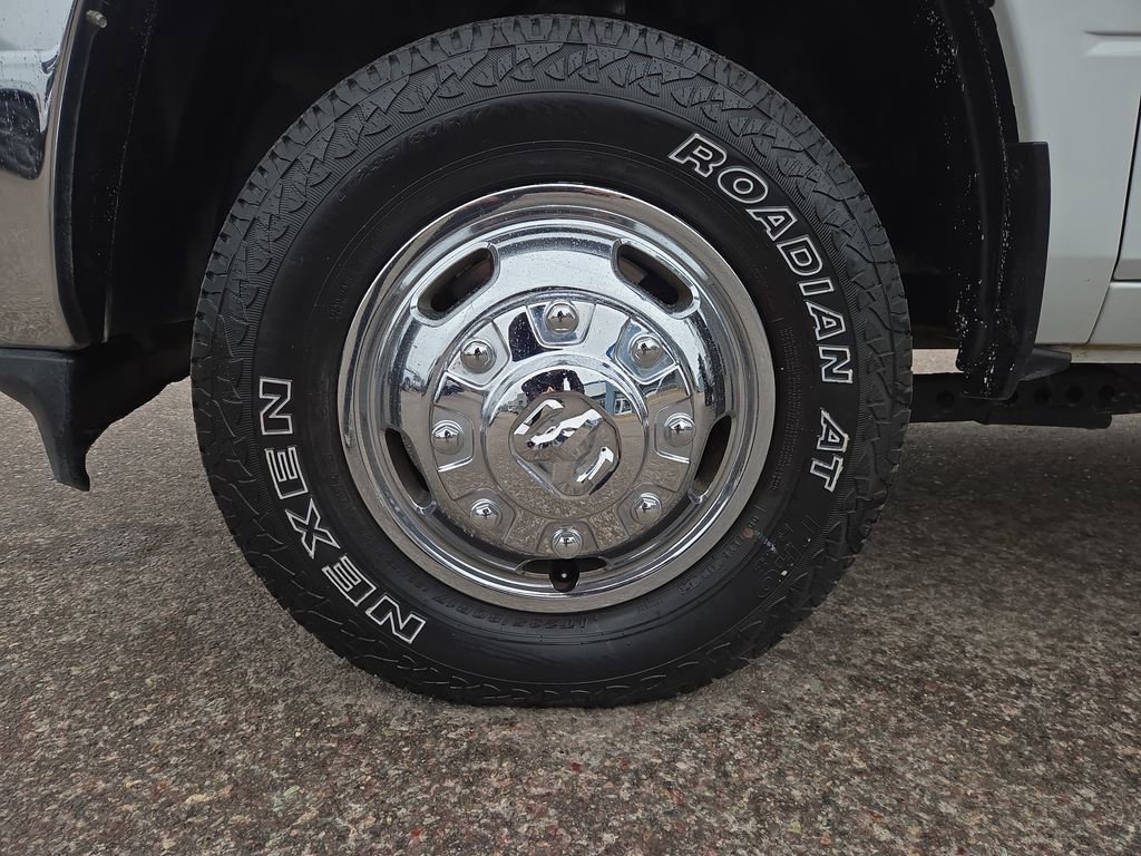 Used 2024 RAM 3500 SLT w/ Quick Order Package 2YG SLT image 10
