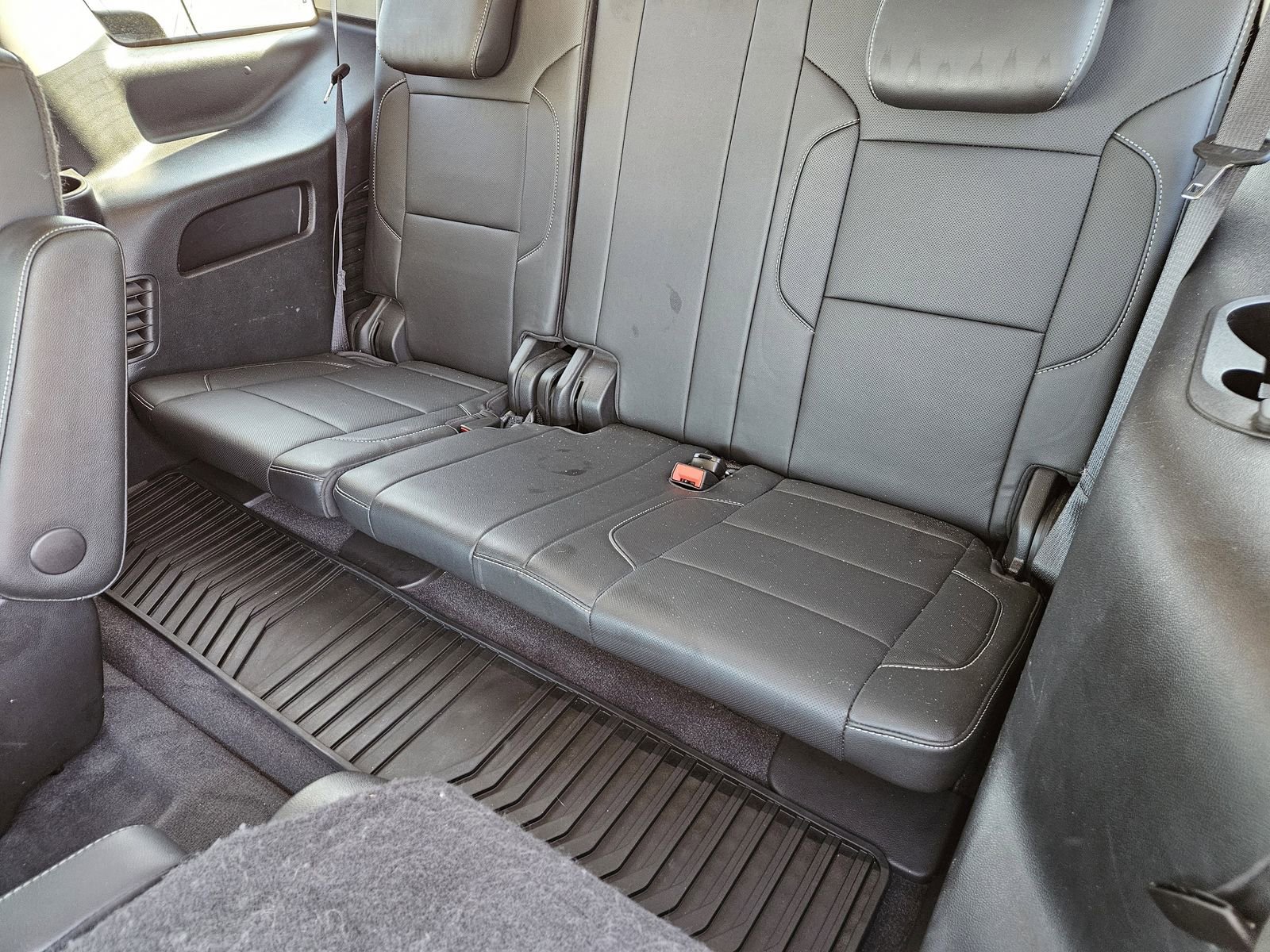 Used 2020 GMC Yukon SLT w/ Premium Edition image 33