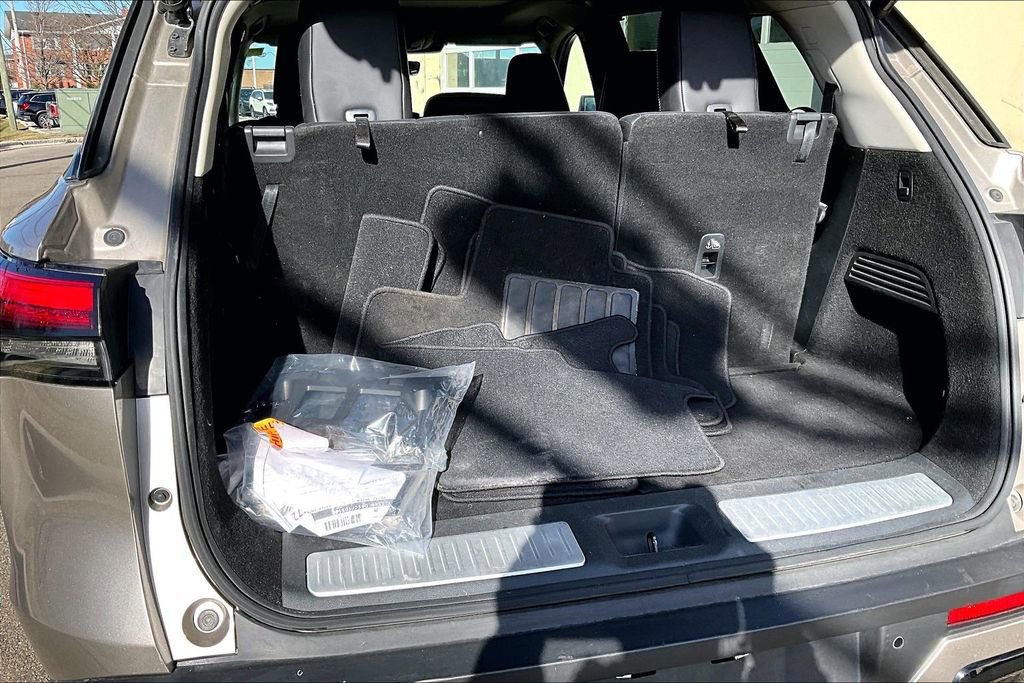 Certified 2023 INFINITI QX60 Luxe image 32