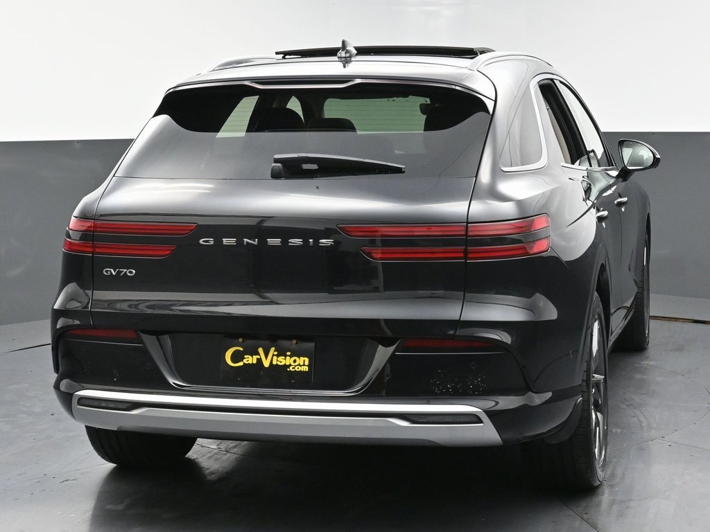 Used 2024 Genesis Electrified GV70 Advanced image 4