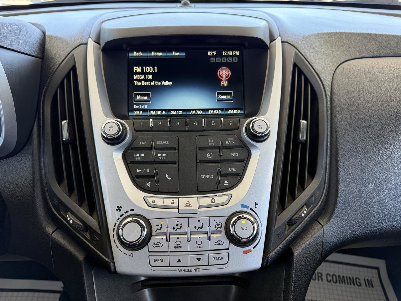 Used 2014 Chevrolet Equinox LT FWD image 19
