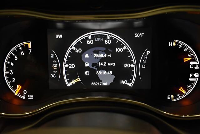 Used 2019 Jeep Grand Cherokee Laredo image 27