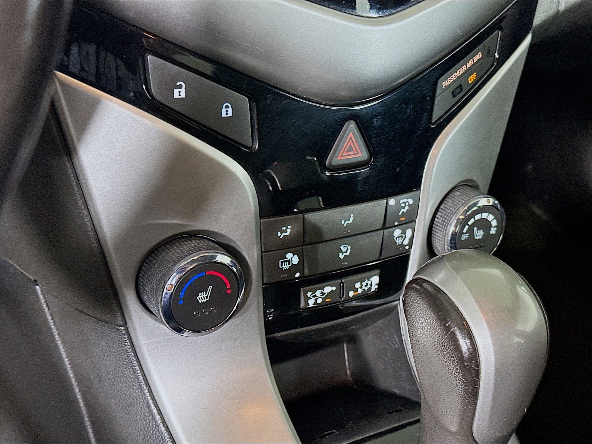 Used 2014 Chevrolet Cruze LT w/ RS Package image 21