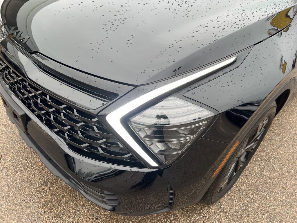 Certified 2025 Kia Sportage X-Line image 28