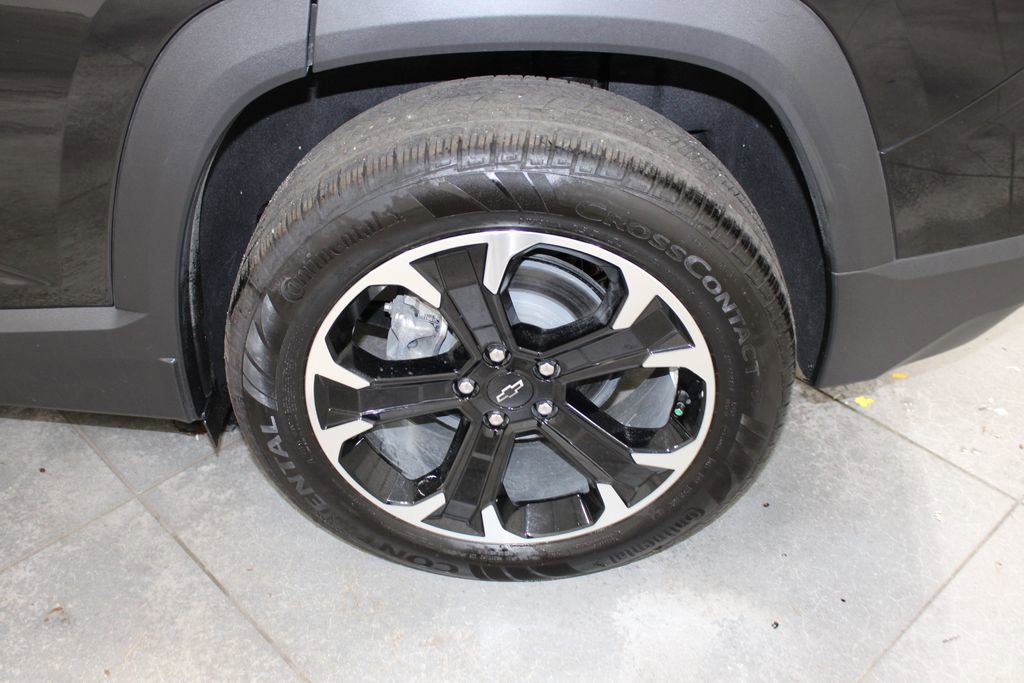 New 2025 Chevrolet Equinox LT w/ Convenience Package II image 46