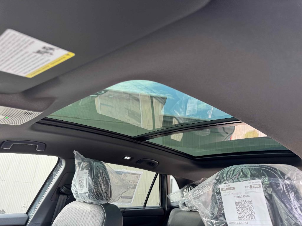 New 2026 Volkswagen Atlas Cross Sport SEL R-Line image 24