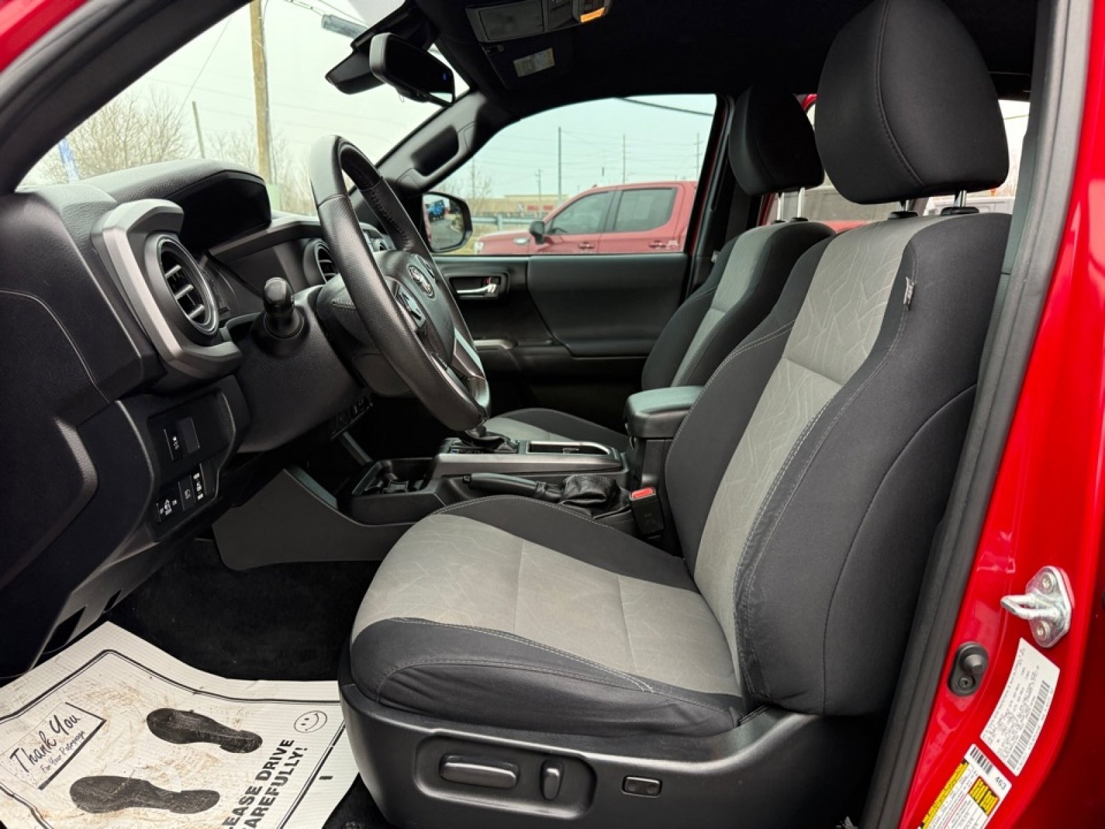 Used 2022 Toyota Tacoma TRD Off-Road RWD image 25