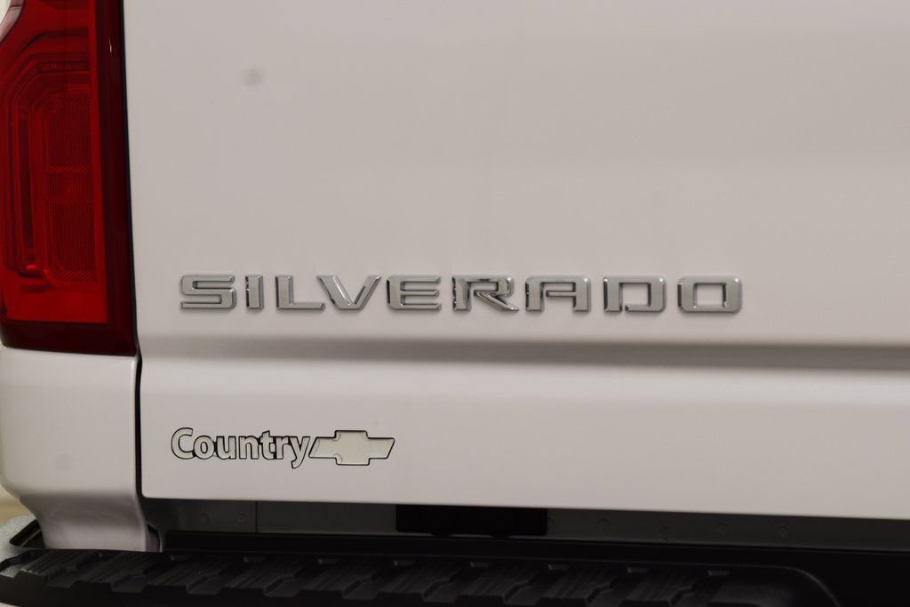 Used 2024 Chevrolet Silverado 2500 High Country w/ High Country Premium Package image 27