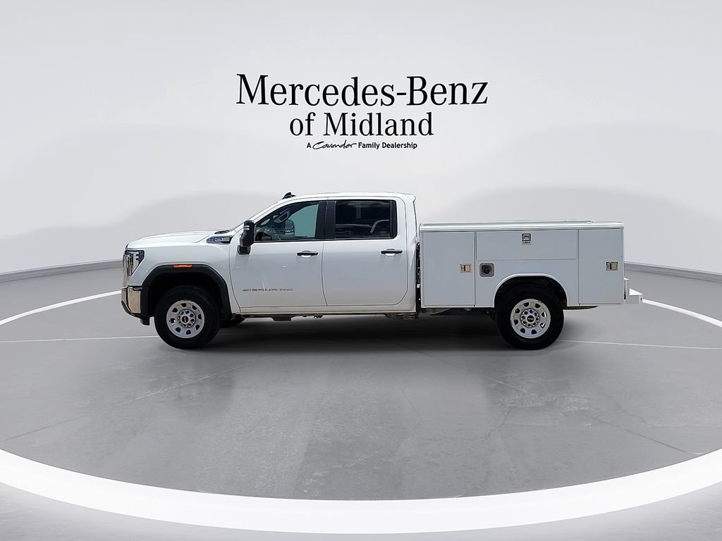 Used 2024 GMC Sierra 3500 Pro w/ Convenience Package AWD/4WD image 5