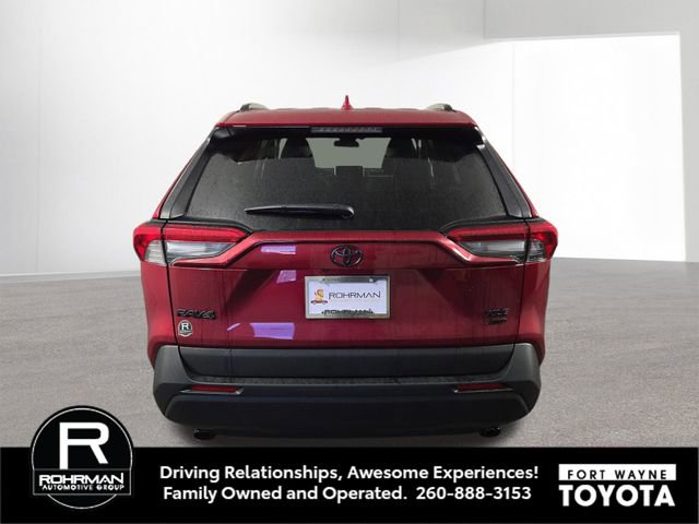 Used 2025 Toyota RAV4 XLE Premium image 8