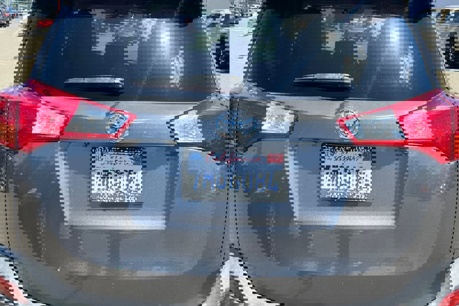 Used 2014 Toyota RAV4 LE image 19