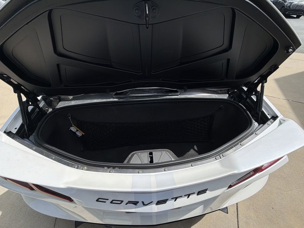 Used 2023 Chevrolet Corvette Stingray Premium Conv w/ Z51 Performance Package image 25