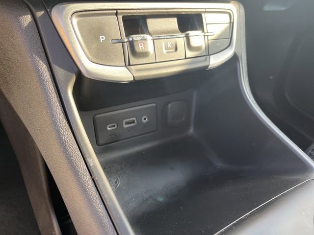 Used 2024 GMC Terrain SLE FWD image 26