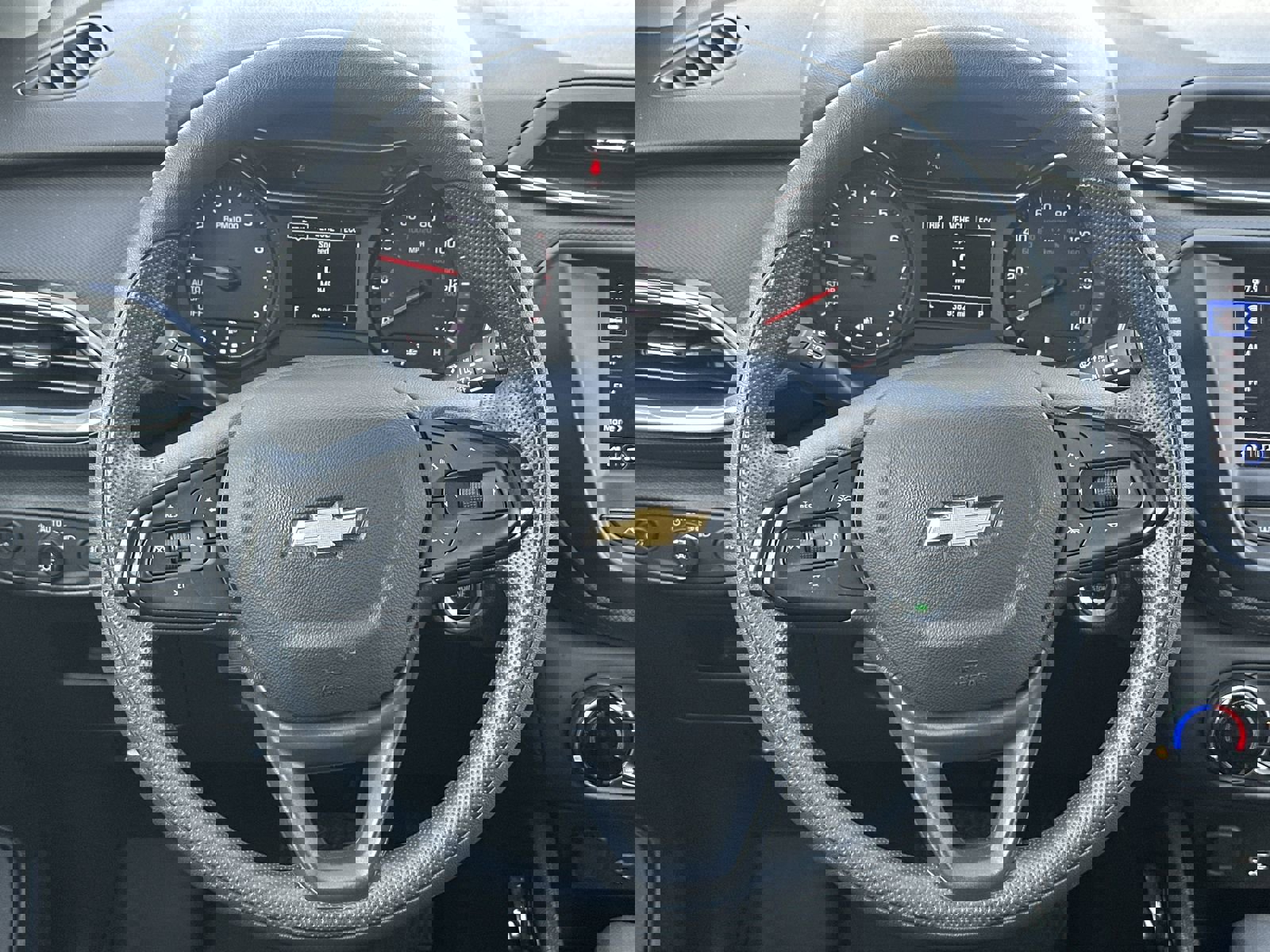 Used 2023 Chevrolet TrailBlazer LT image 19