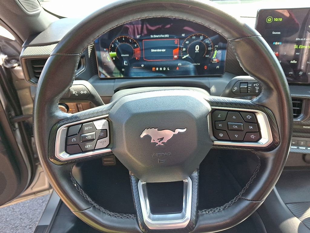 Used 2024 Ford Mustang Convertible image 18