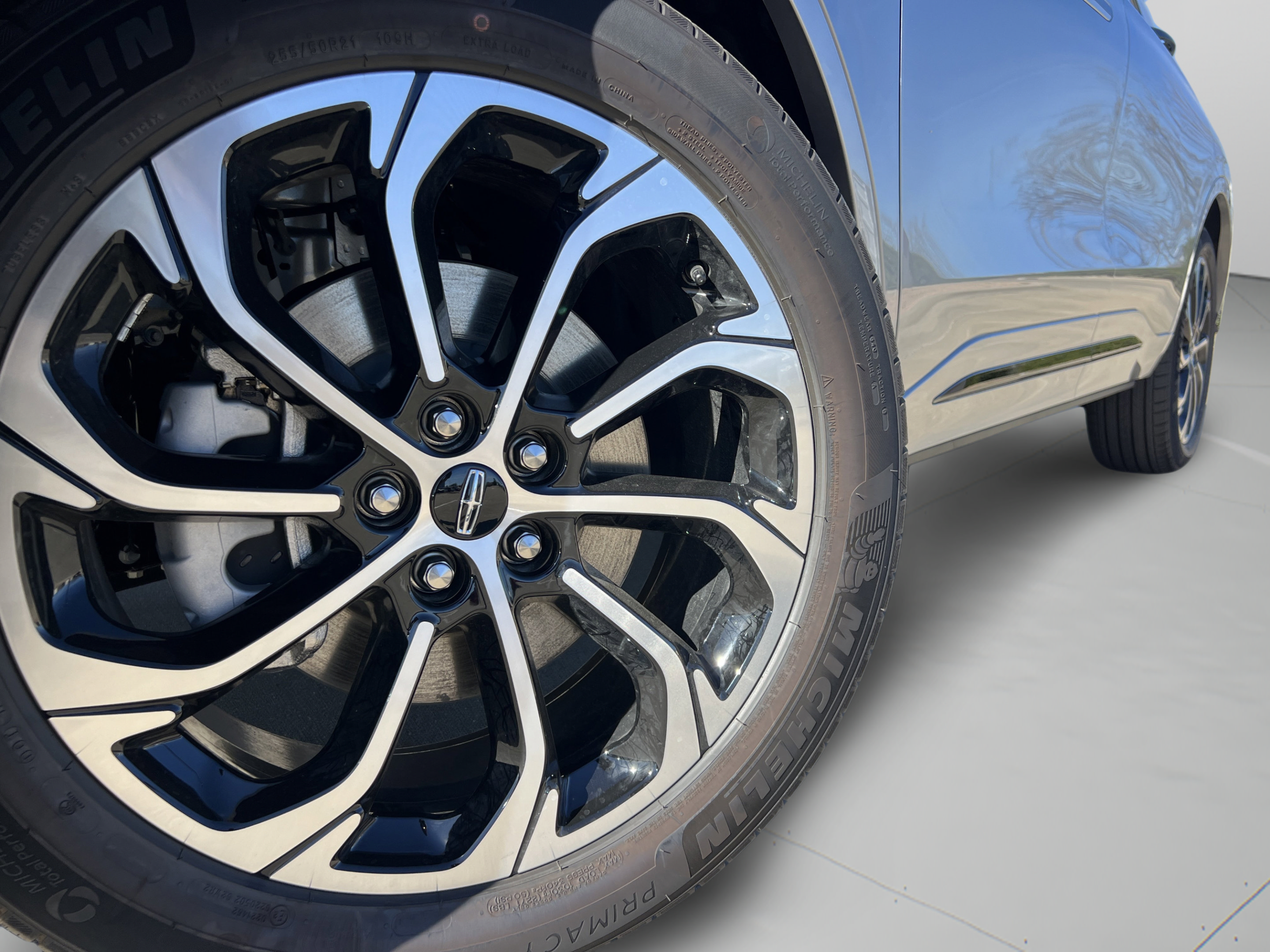 New 2026 Lincoln Nautilus Reserve AWD/4WD image 35