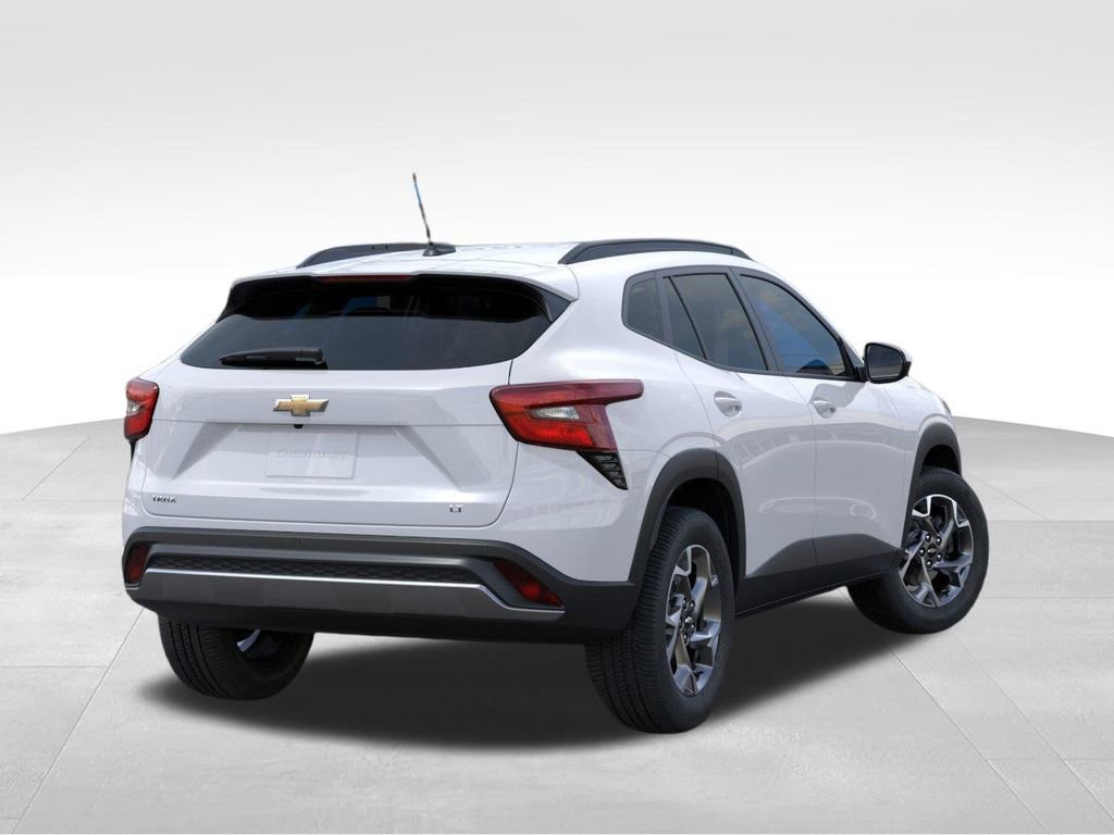 New 2026 Chevrolet Trax LT w/ Driver Confidence Package FWD image 4