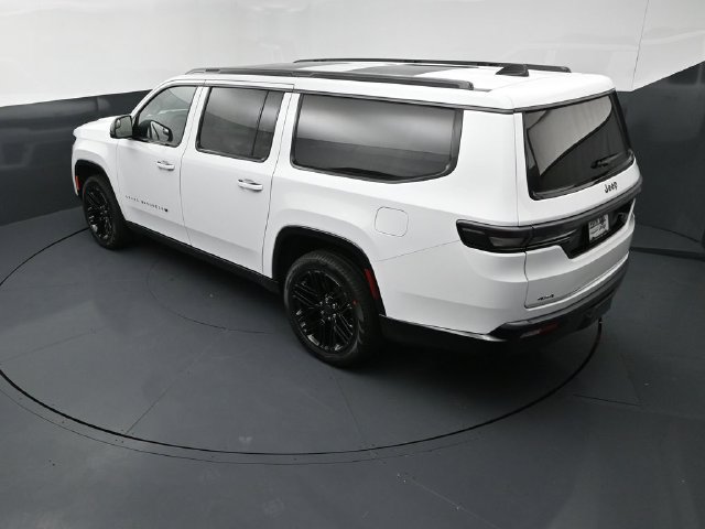 New 2026 Jeep Grand Wagoneer L Limited AWD/4WD image 16