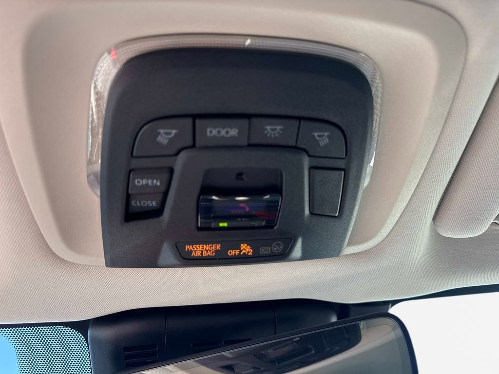 Used 2026 Toyota Crown Limited image 27