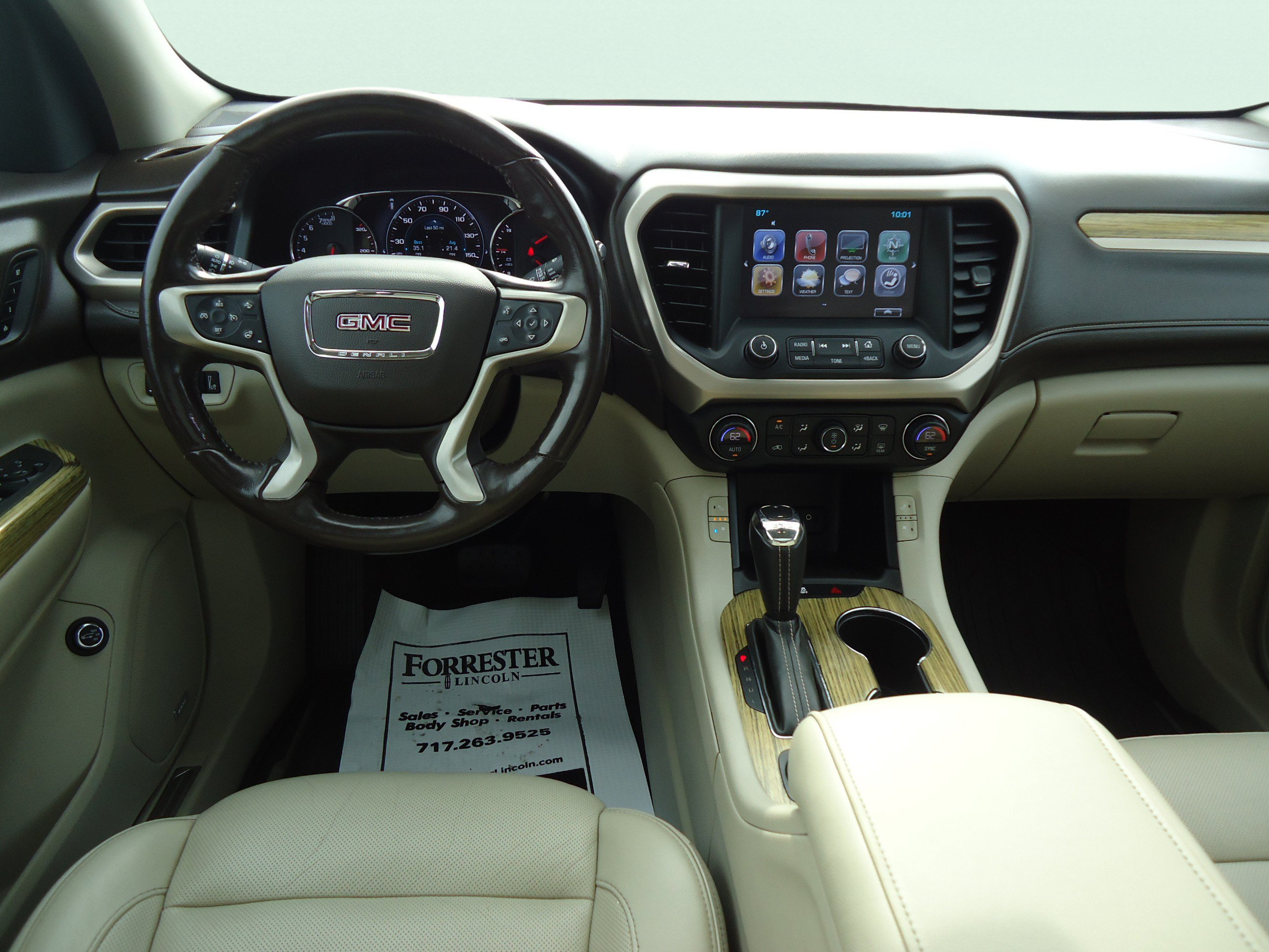 Used 2018 GMC Acadia Denali w/ Technology Package AWD/4WD image 12