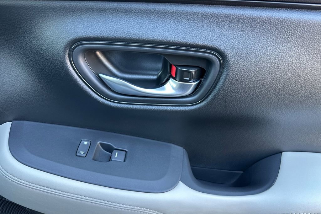 New 2026 Honda HR-V LX image 18
