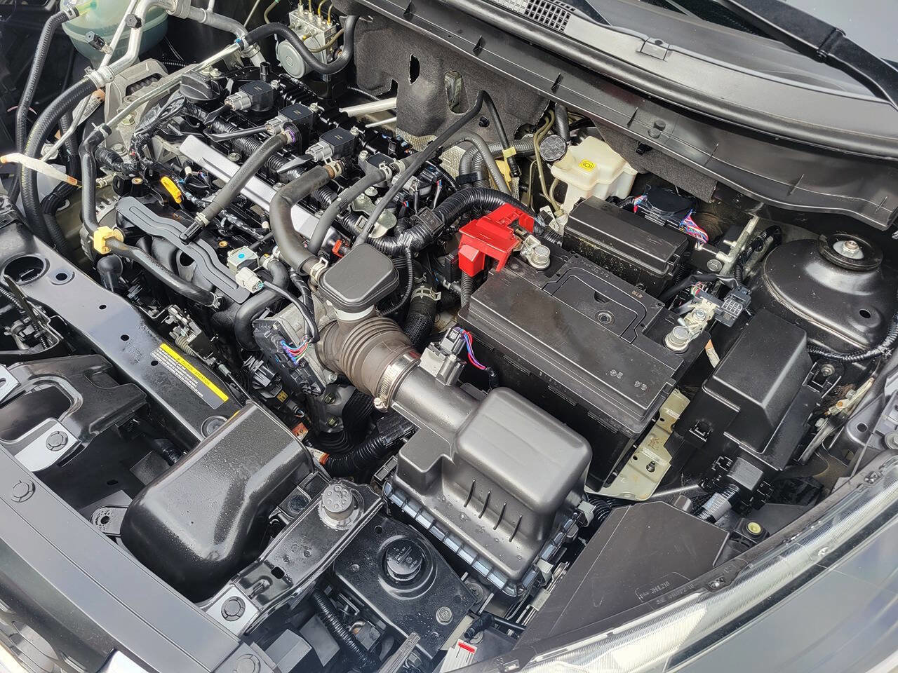 Used 2019 Nissan Kicks S FWD image 37