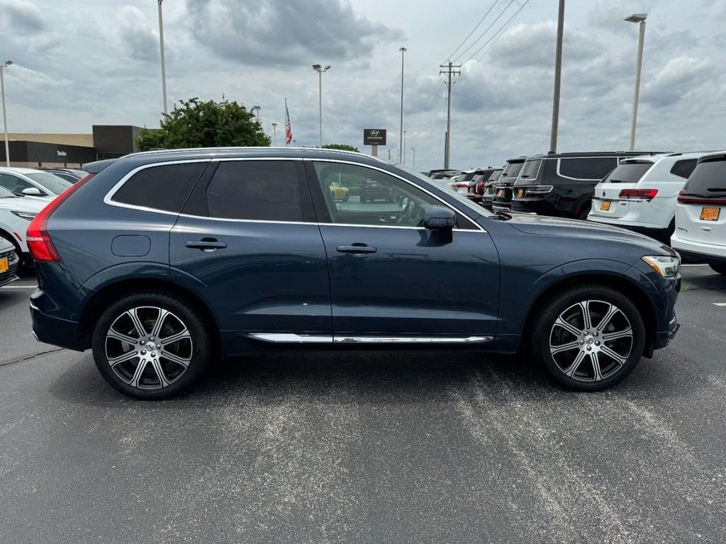 Used 2021 Volvo XC60 T5 Inscription AWD/4WD image 2