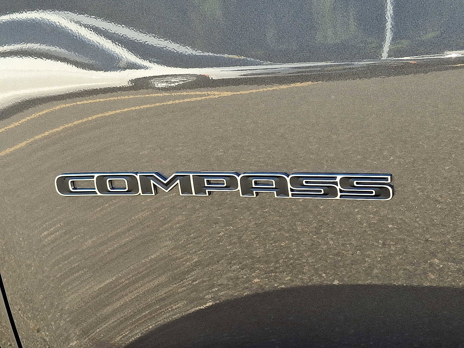 Certified 2022 Jeep Compass Limited image 30