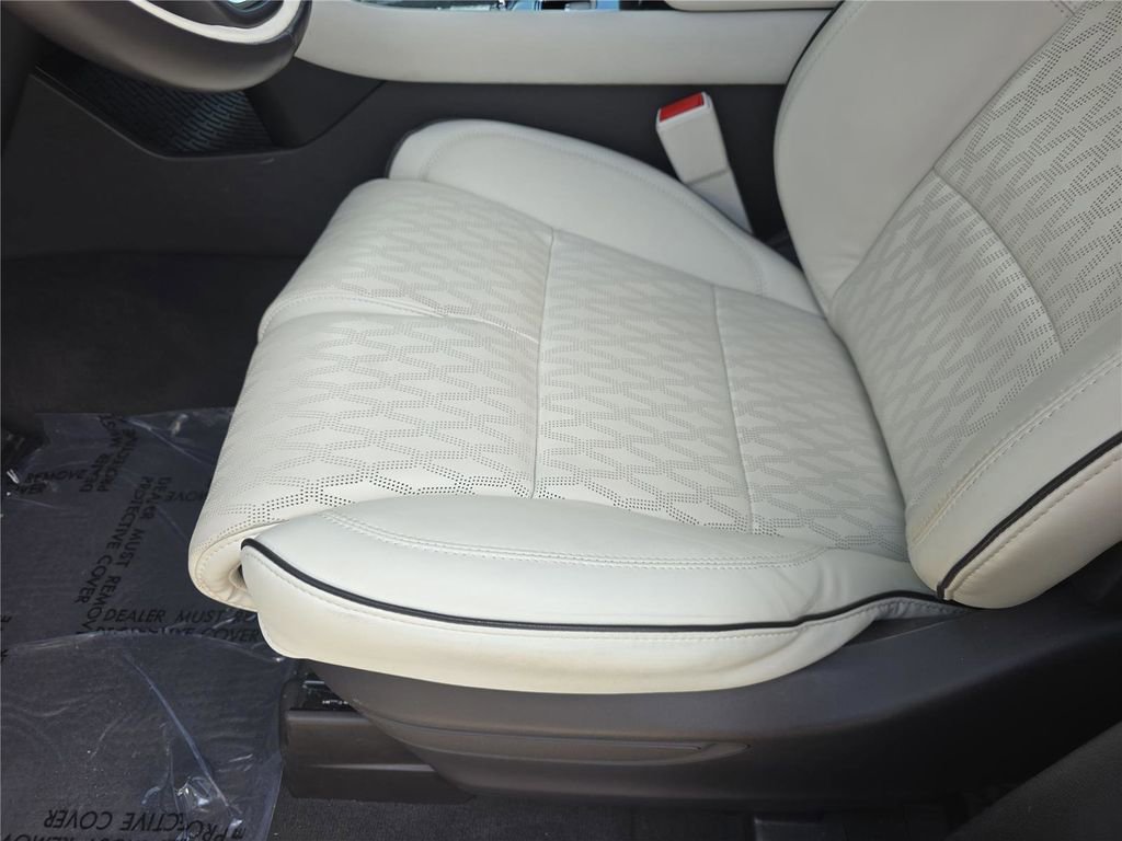 Used 2023 Lincoln Aviator Black Label image 16
