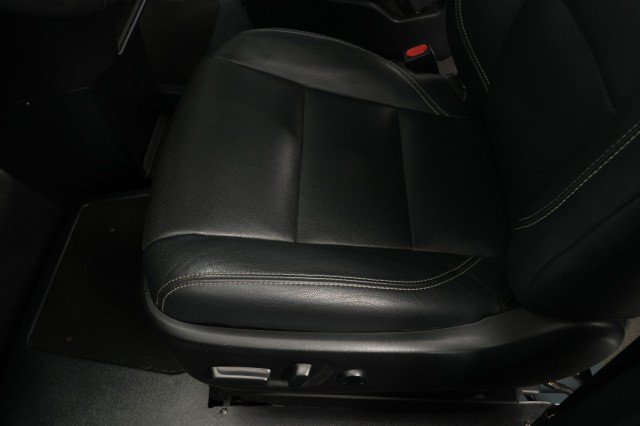 Used 2020 Toyota Sienna SE FWD image 37