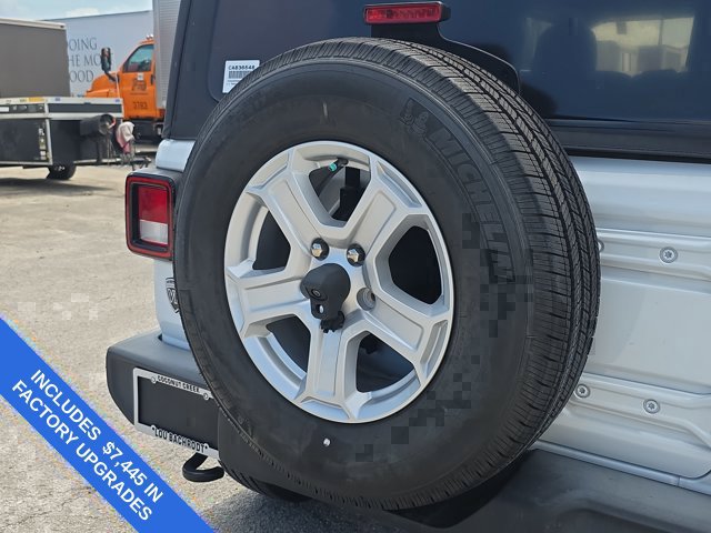 Used 2021 Jeep Wrangler Unlimited Sport AWD/4WD image 9