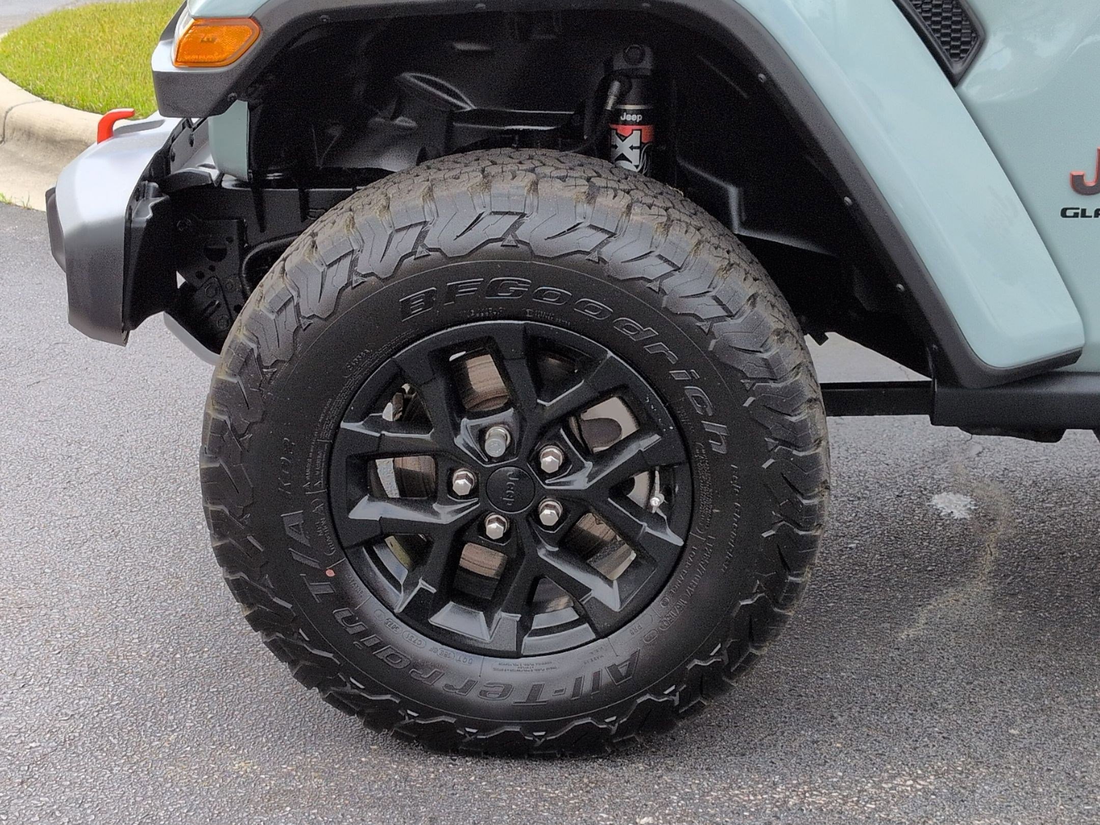 Certified 2023 Jeep Gladiator Mojave w/ LED Lighting Group image 9