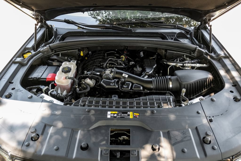 Used 2023 Jeep Grand Cherokee Limited AWD/4WD image 7