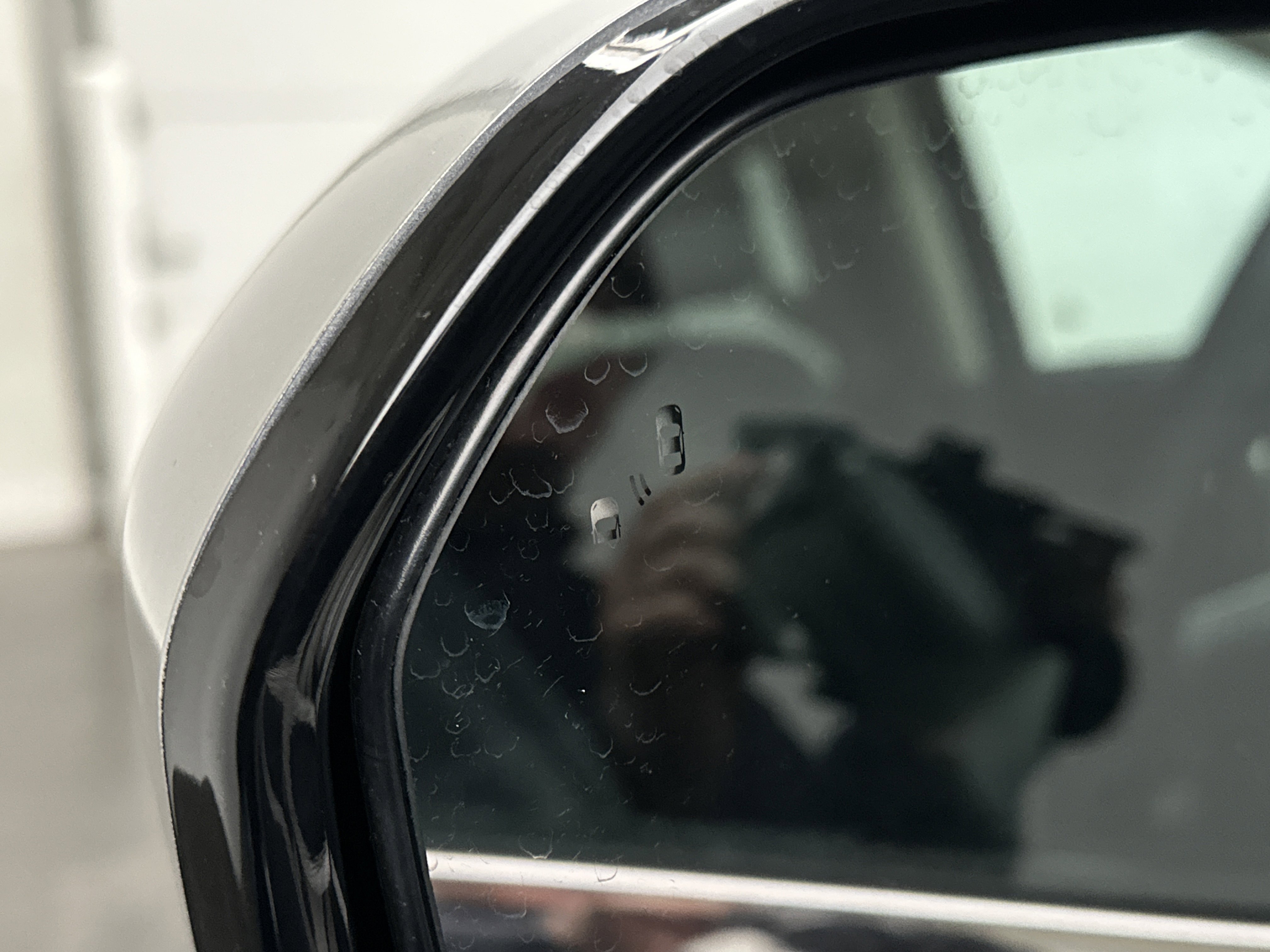 Used 2024 Ford Expedition Max XLT image 5