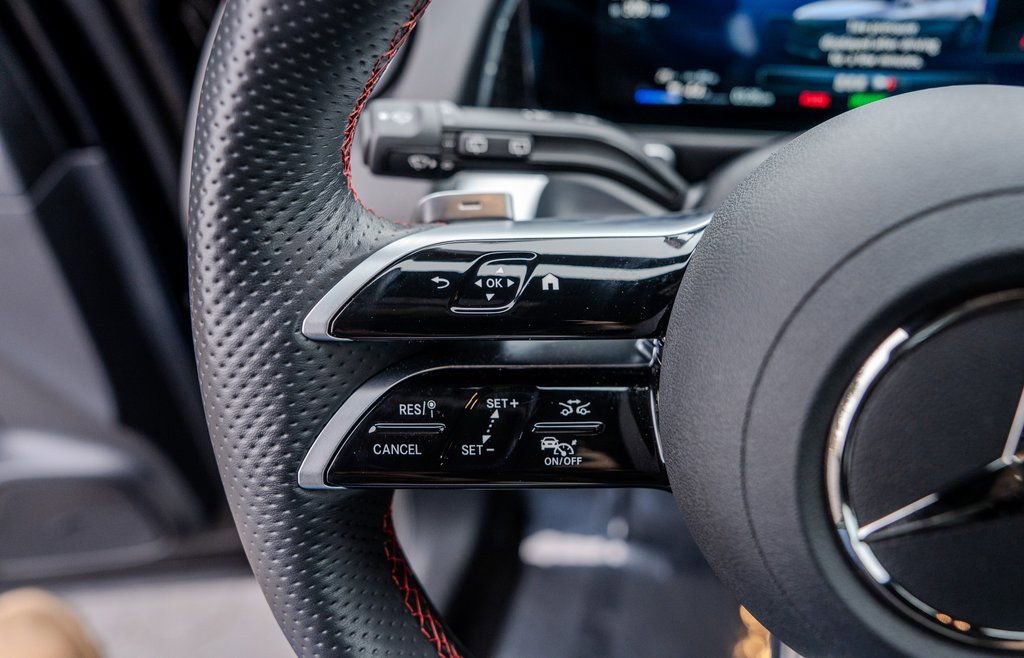 Used 2024 Mercedes-Benz EQB 250+ image 6