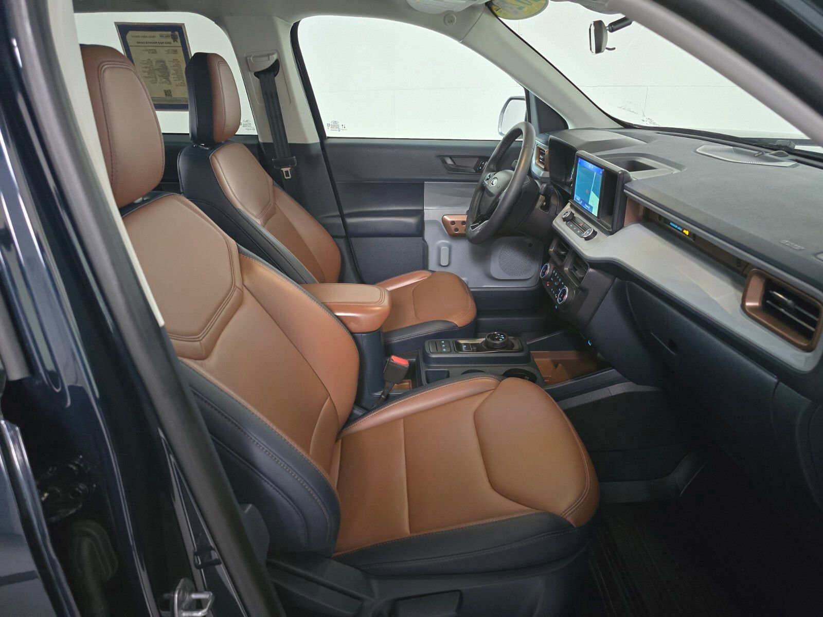 Used 2023 Ford Maverick Lariat w/ Lariat Luxury Package image 17