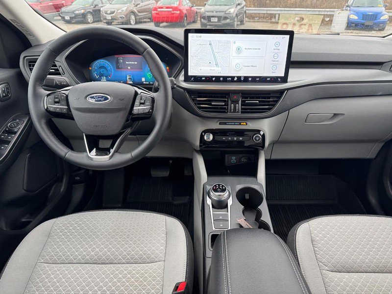 Used 2023 Ford Escape Active w/ Tech Pack #2 AWD/4WD image 14