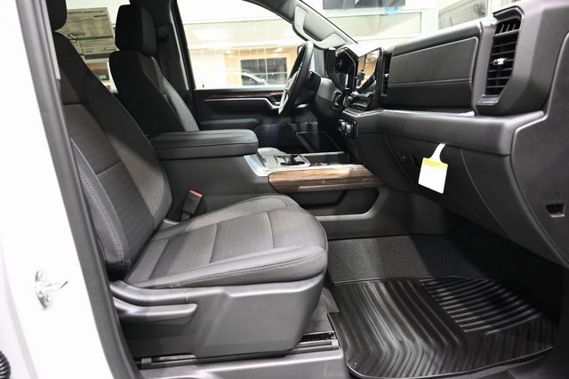 New 2026 Chevrolet Silverado 2500 LT image 11