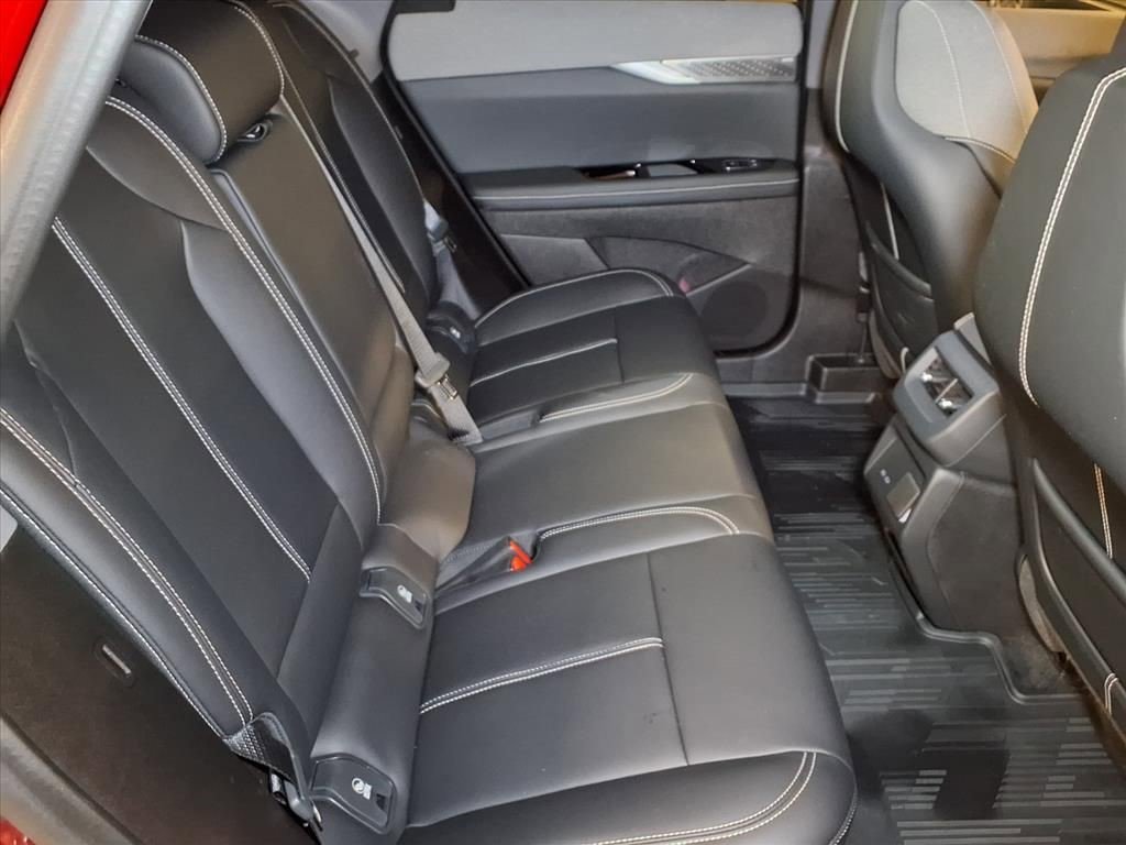 Certified 2025 Cadillac Optiq Luxury 1 w/ LPO, Floor Liner Package AWD/4WD image 20
